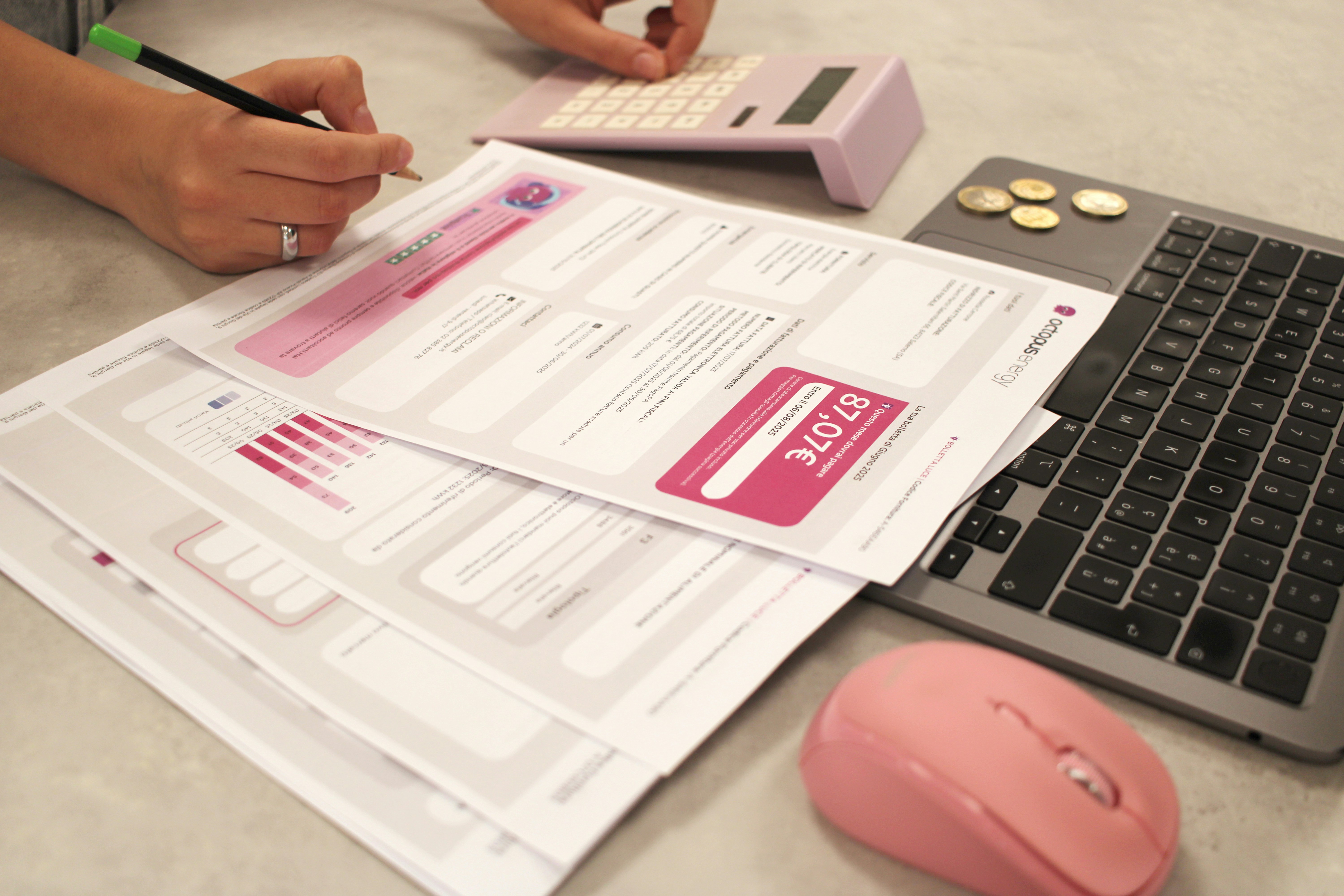 Comparison of Word, Excel, PDF, and Online Invoice Formats