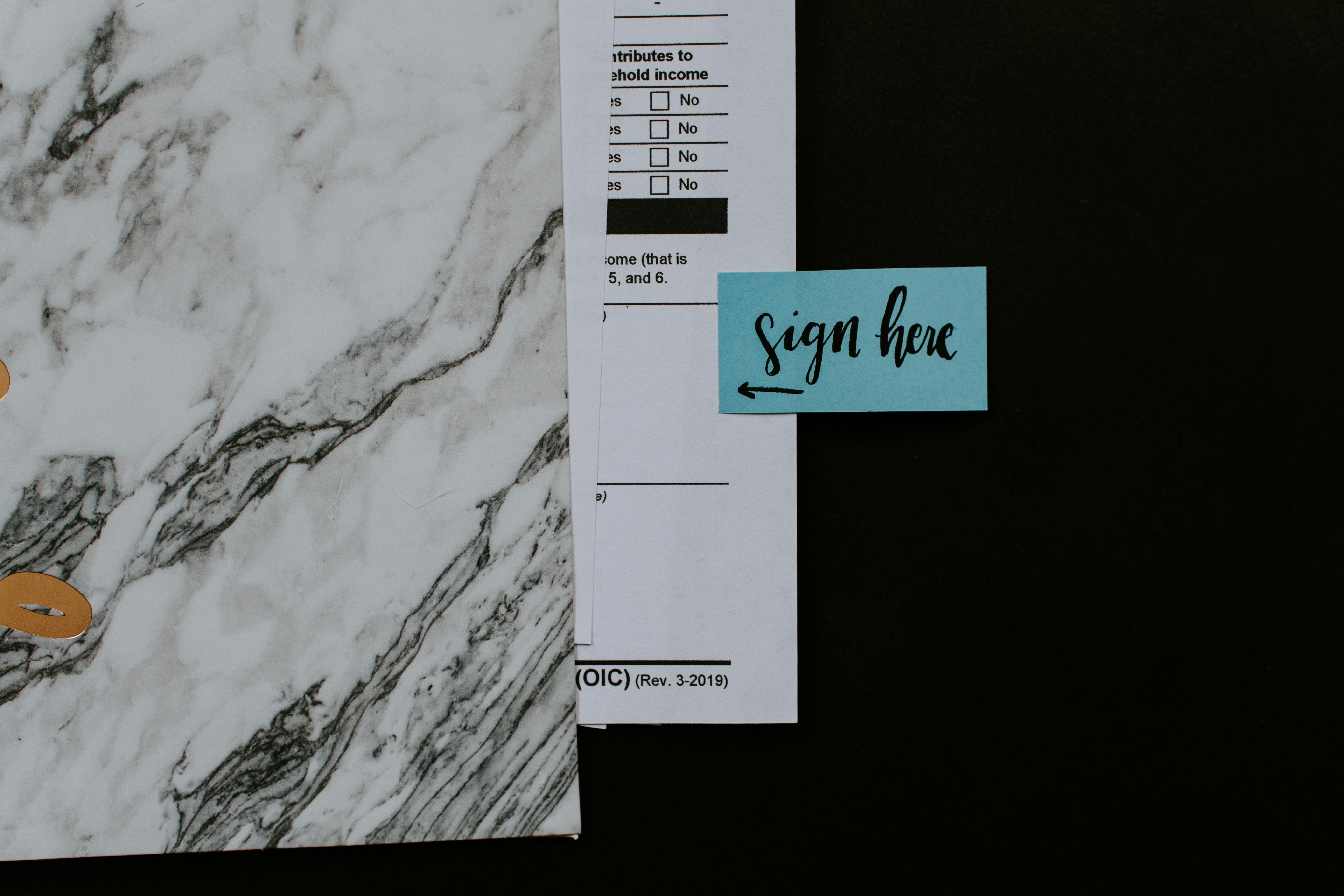 Simple invoice template with clean design